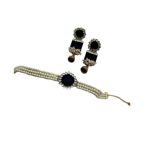 Black Pearl Kundan Choker